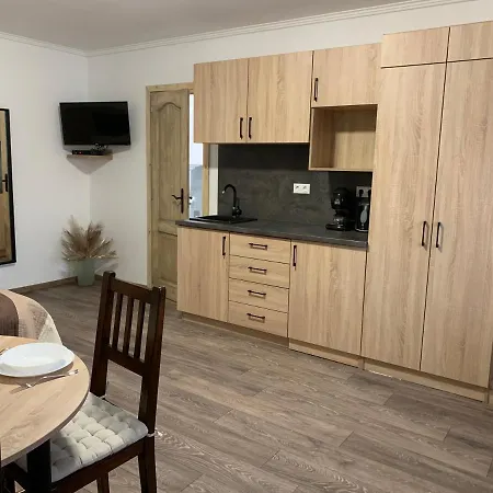 Varga Vendeghaz Guest house *