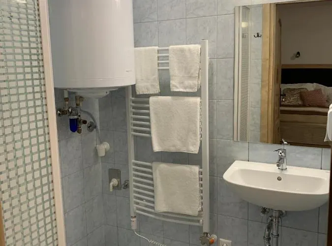 Pensiune Varga Vendeghaz 3*